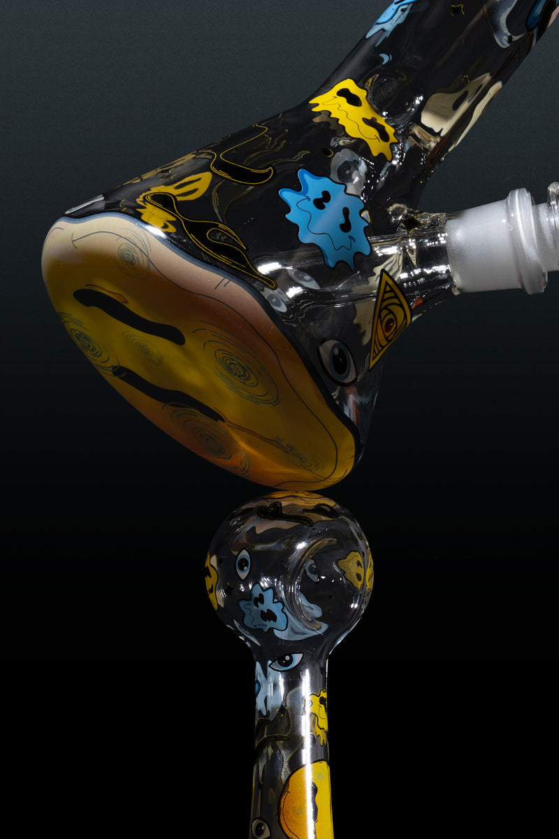 4.5" Smiley Face Hand Pipe