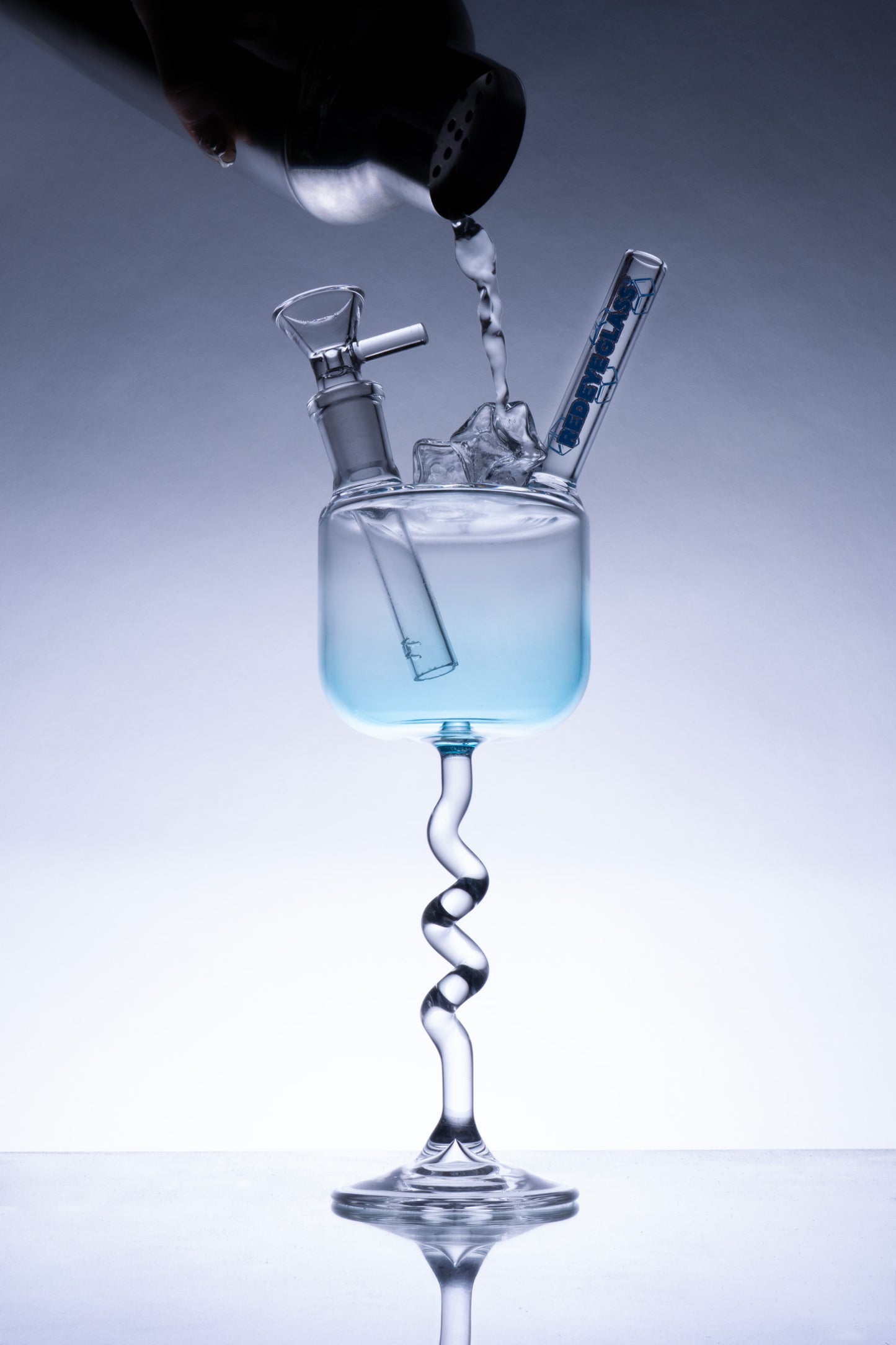 9" Ice-Cold Happy Hour Water Pipe