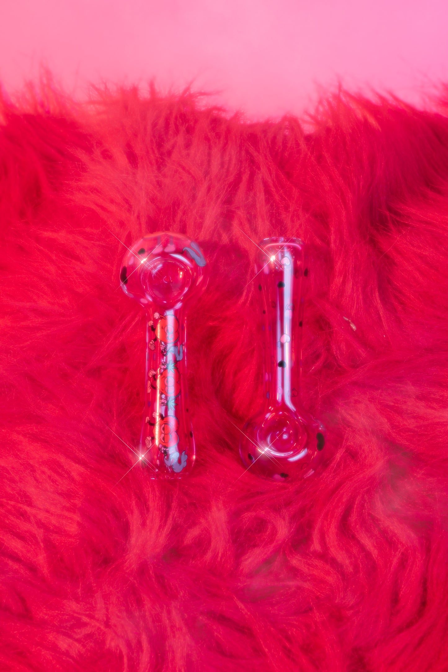 4.5" Smokin' Hearts Spoon Hand Pipe