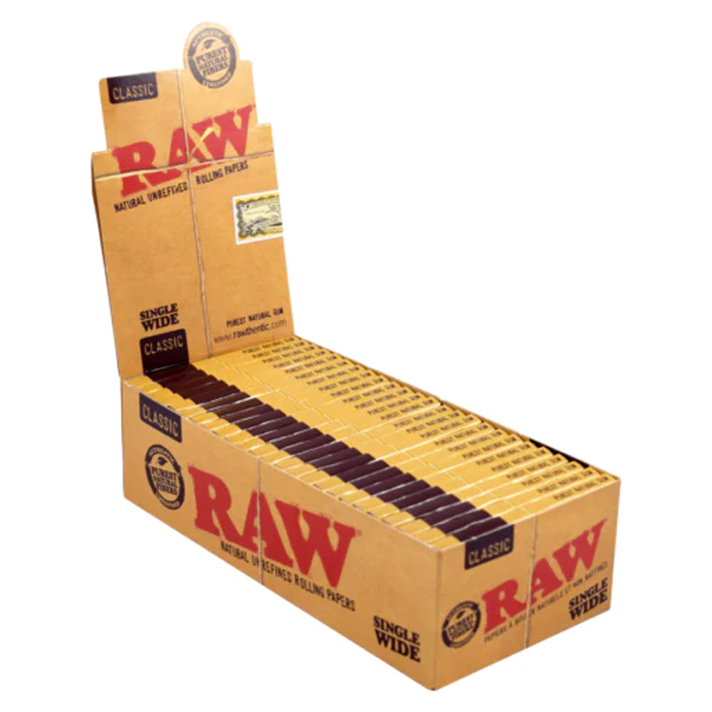 Classic Single Wide Double Window Rolling Papers (Display of 25)