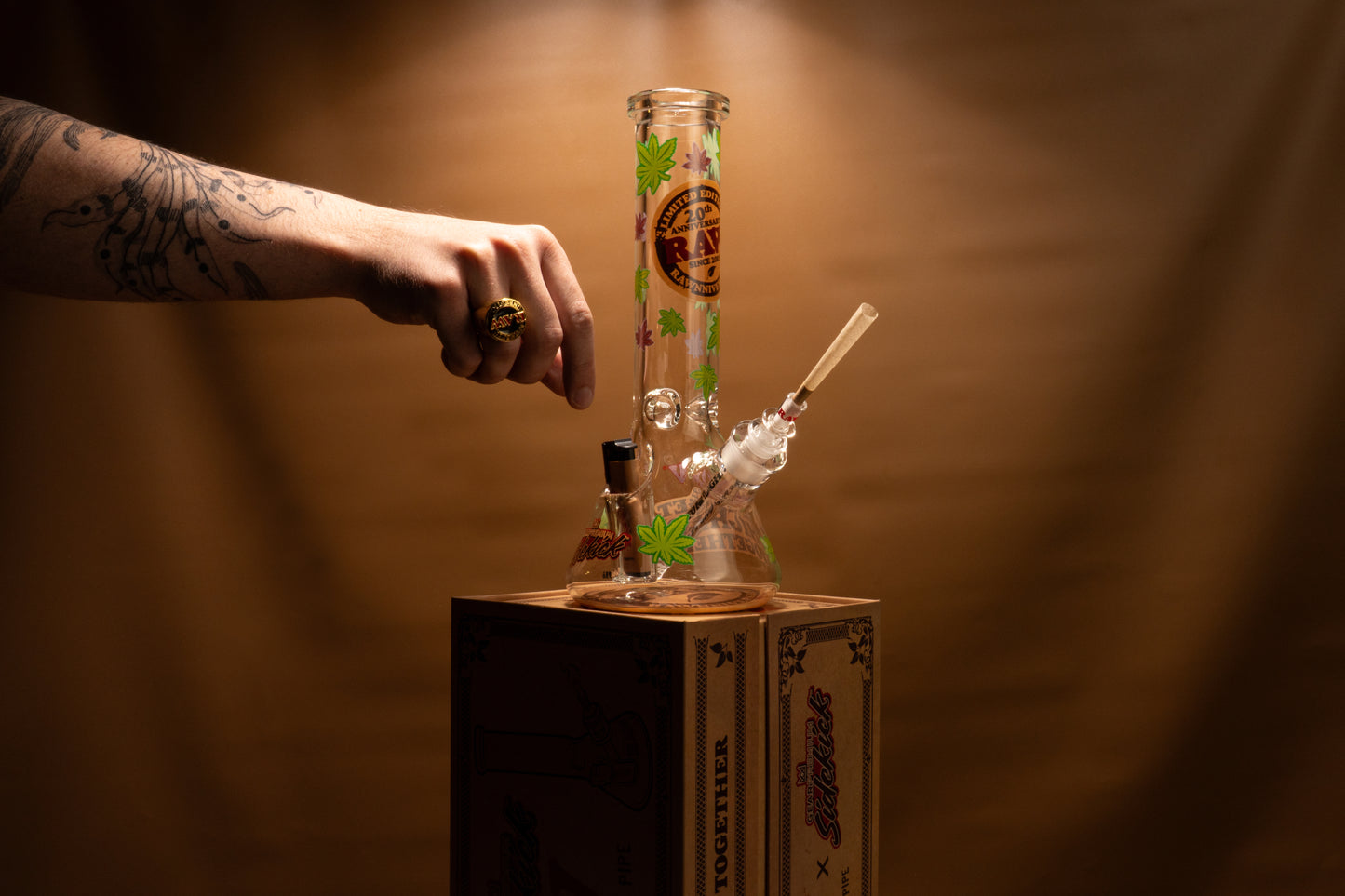 12" 7mm Thick 20th Anniversary Sidekick Water Pipe