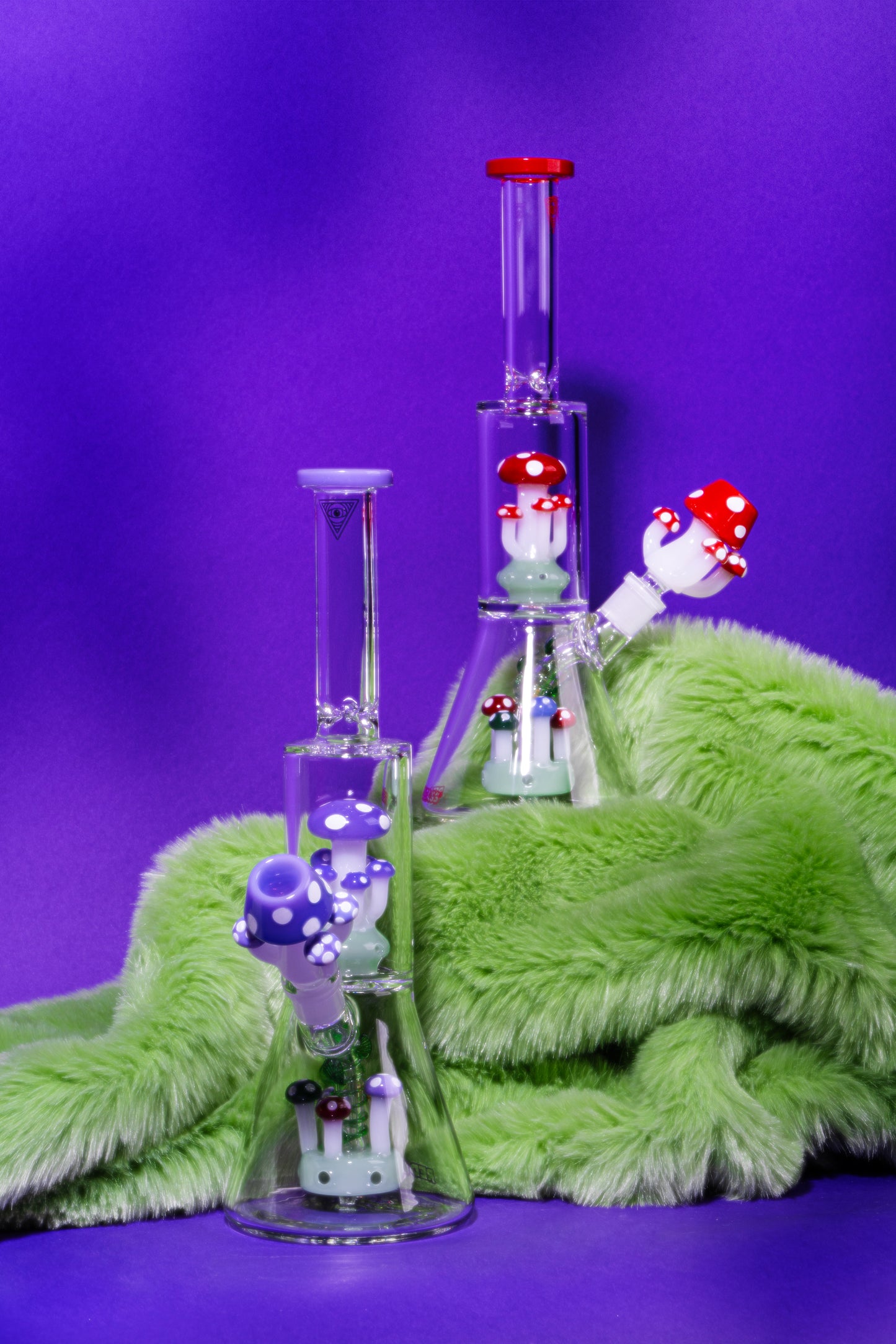 12" Amanita Dual Chamber Beaker Base Water Pipe