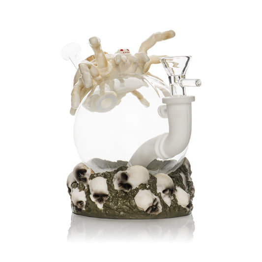 7.5" Spider & Skulls Water Pipe